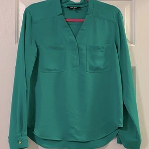NINE WEST emerald green popover blouse